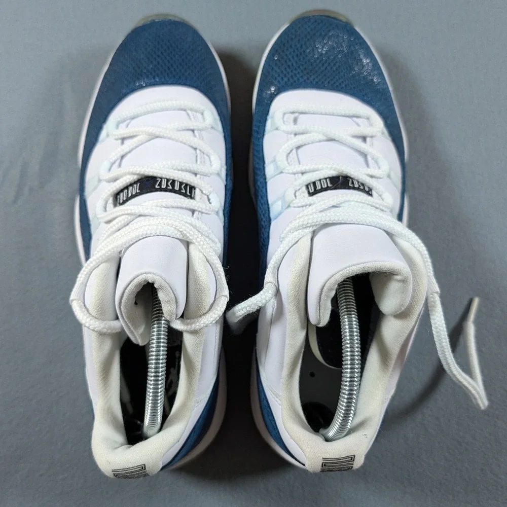 Jordan 11 Retro Low Navy Snakeskin Mens Size 9.5 White Blue CD6846-102